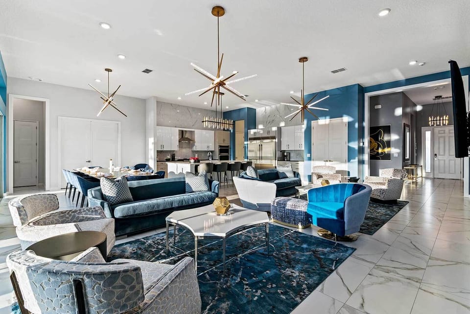 Living Room *Highlight*