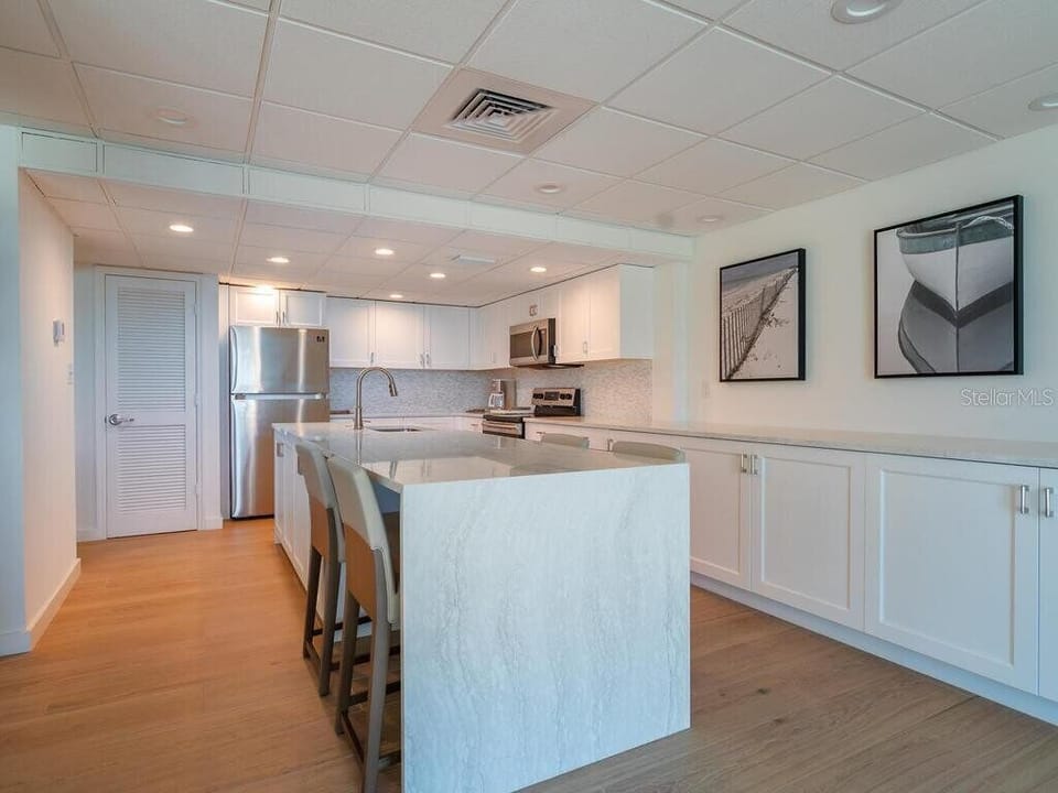 Condo  Commiunity Room