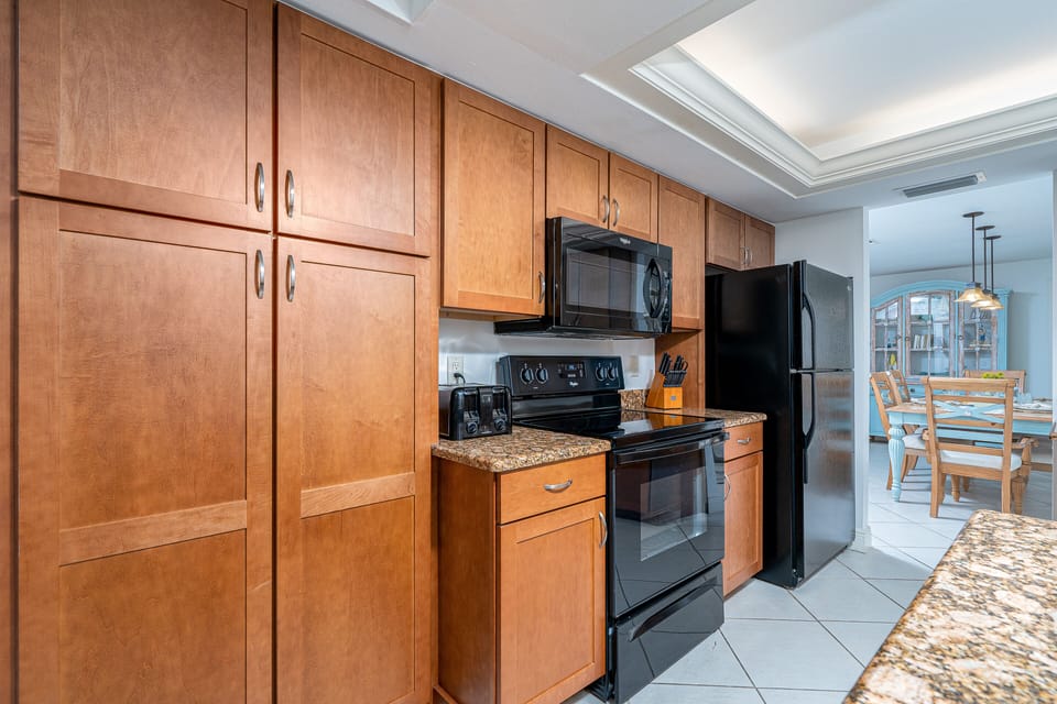 Have since upgraded stove and refrigerator. 