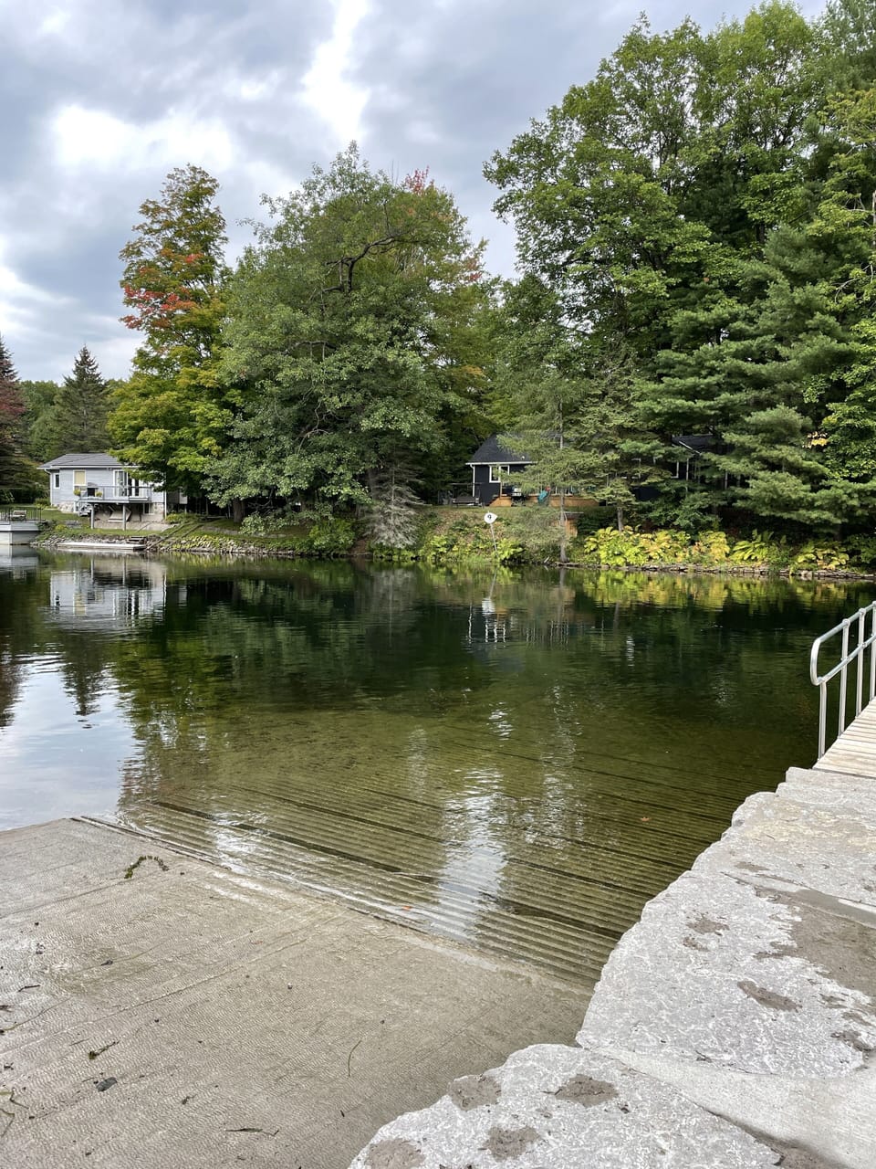 The public boat launch is open to all. A 4 min walk on the same street.