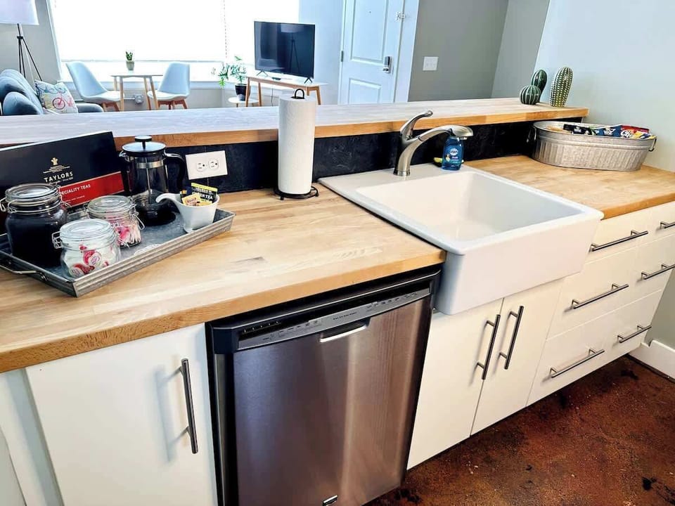 Modern kitchen with farmhouse sink and open layout