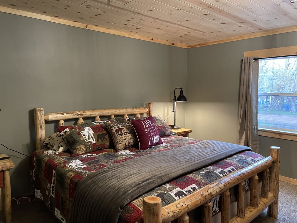 King Bed in Main Bedroom
