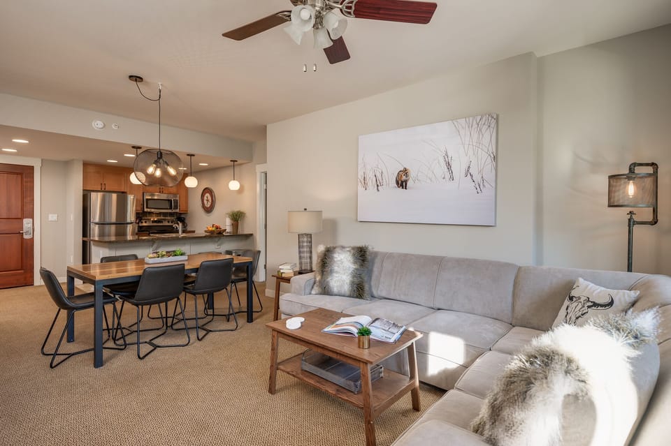 Modern mountain decor sprinkled throughout this spacious condo