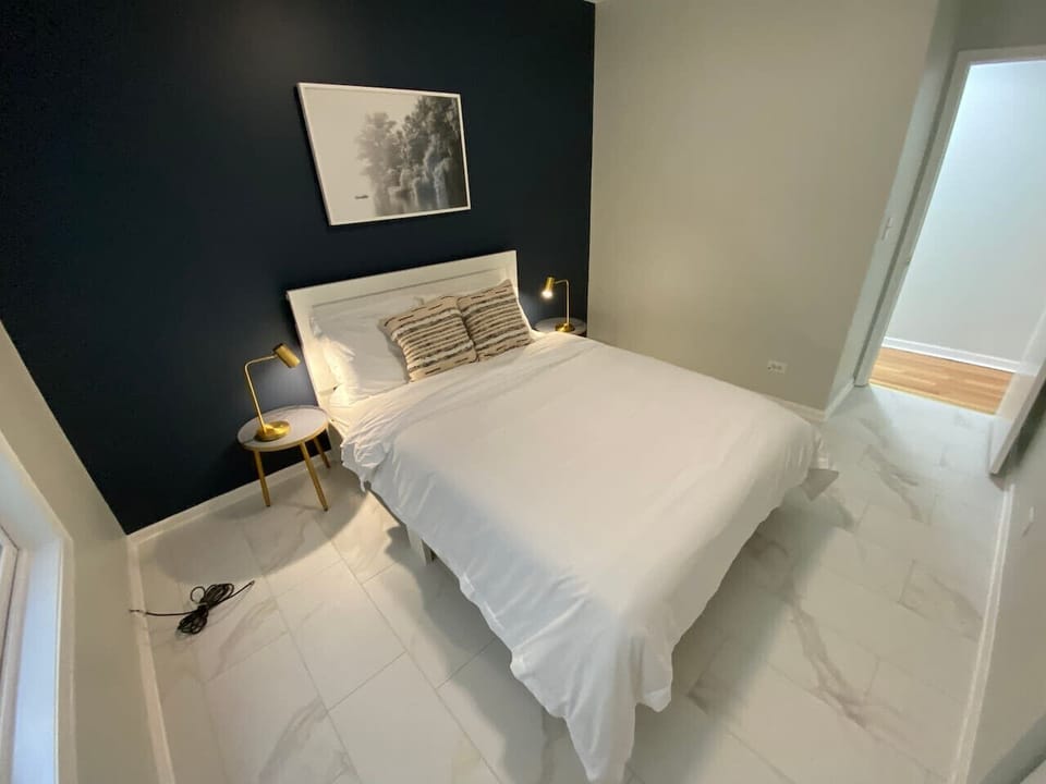 Bedroom 2 with Queen Size Bed
