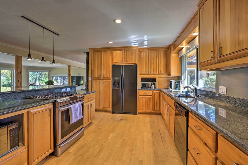 Kitchen | Complimentary Spices