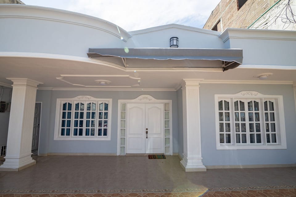 Facade / entrance