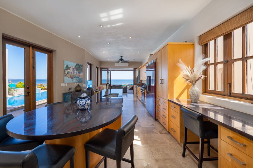 Full kitchen with Viking appliances.