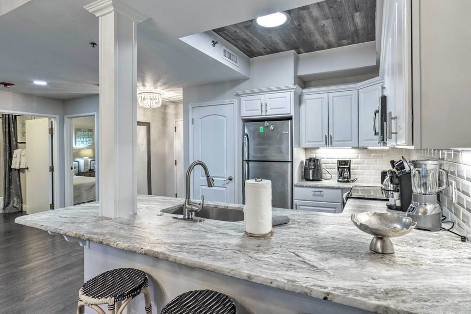 Kitchen | Fully Equipped | Drip & Pod Coffee Makers
