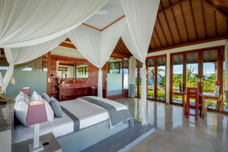Sunset Garden Suite beach and ocean views