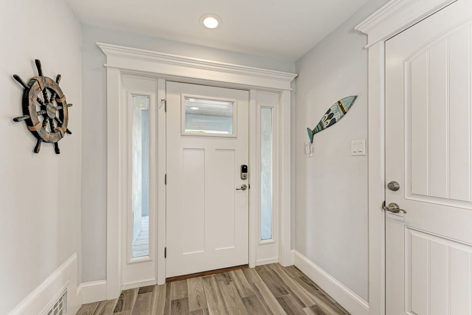 Fernweh Front Entryway