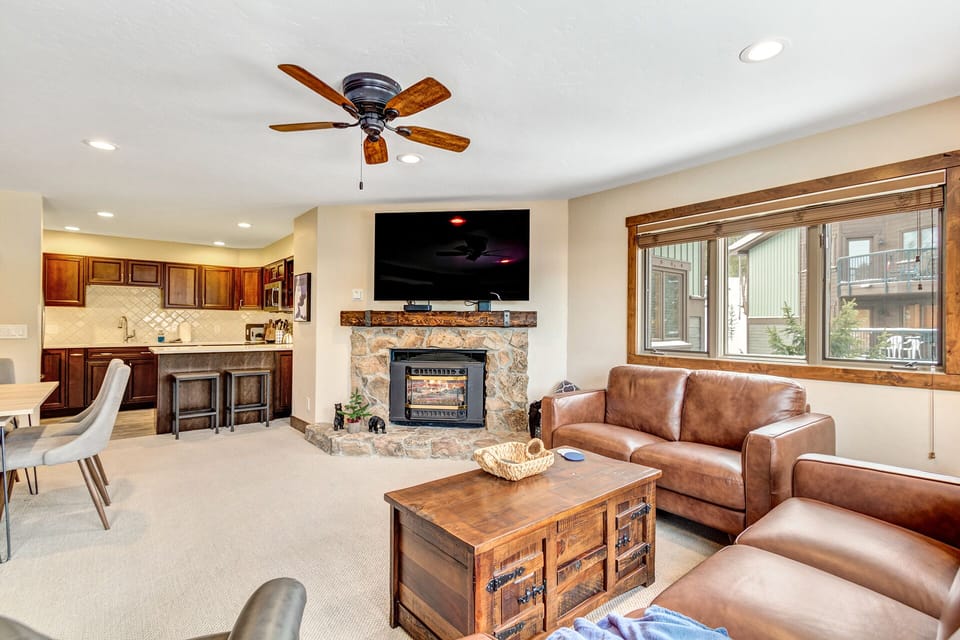 Living Area with Gas Fireplace