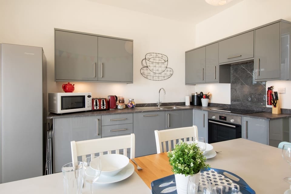Well equipped Kitchen