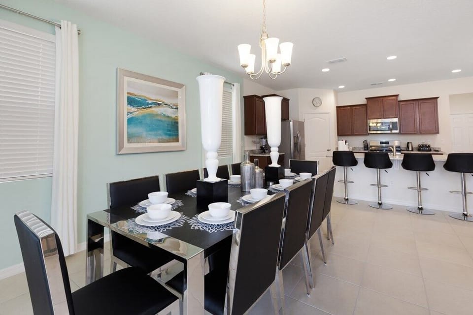06_Dining_Room_0721.jpg