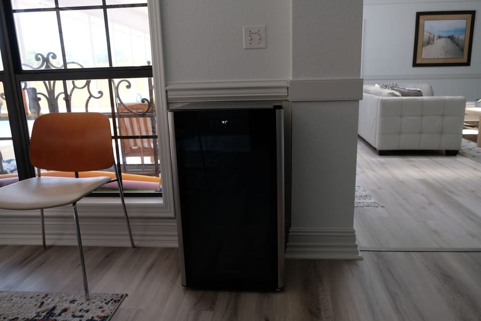 wine fridge 