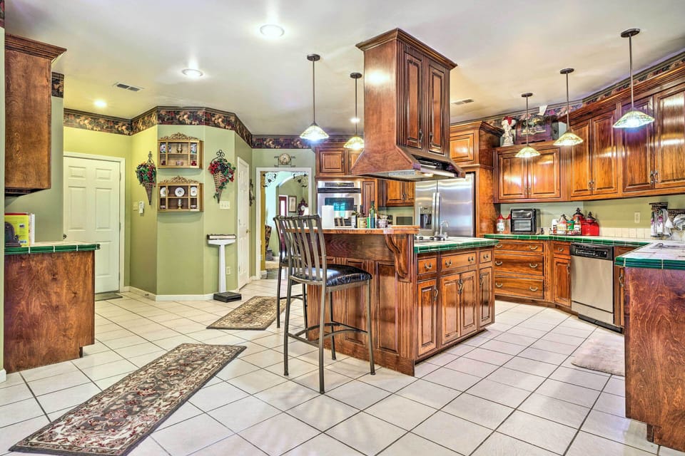 Kitchen | Fully Equipped | Cooking Basics | Spices