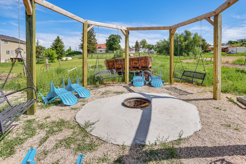 Backyard | Fire Pit