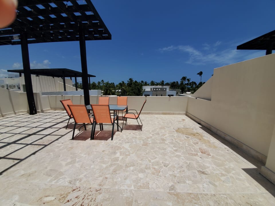 Private Rooftop