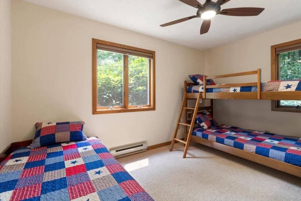 Bunk room