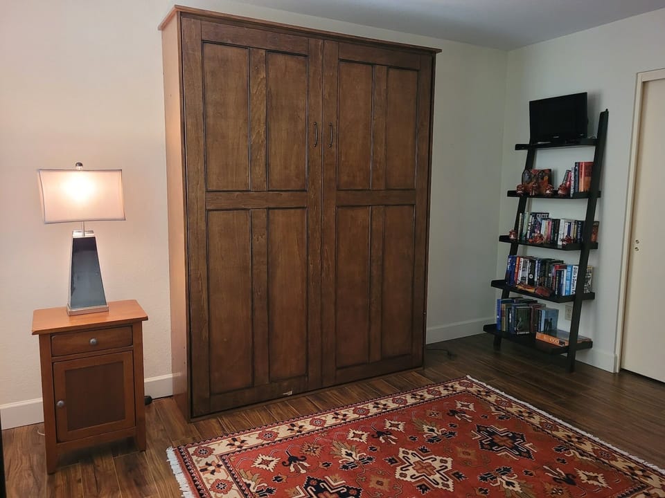 3rd Bedroom - Wall bed