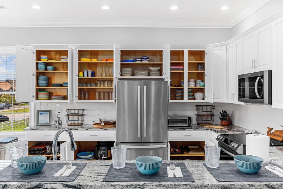 The Kitchen does not lack the necessary amenities, griddles, waffle maker, blender, toaster oven, etc...