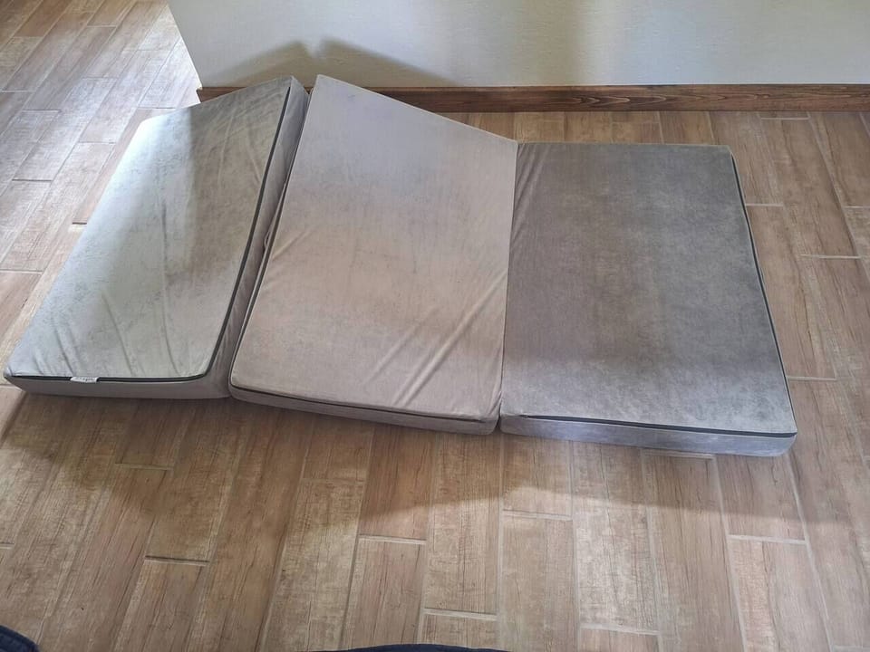 folding twin size bed (2)