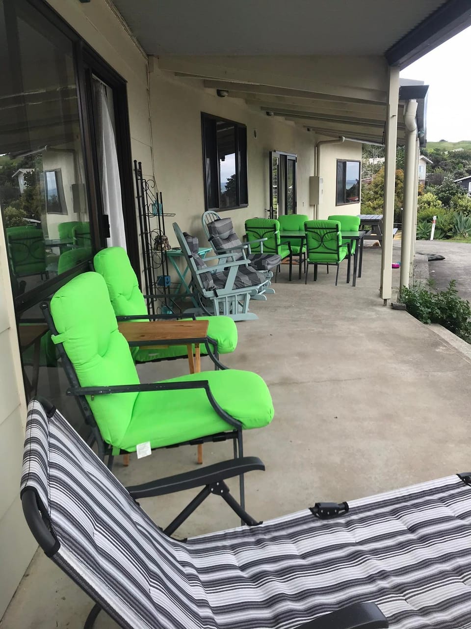 Plenty of space to chill, while enjoying sea views