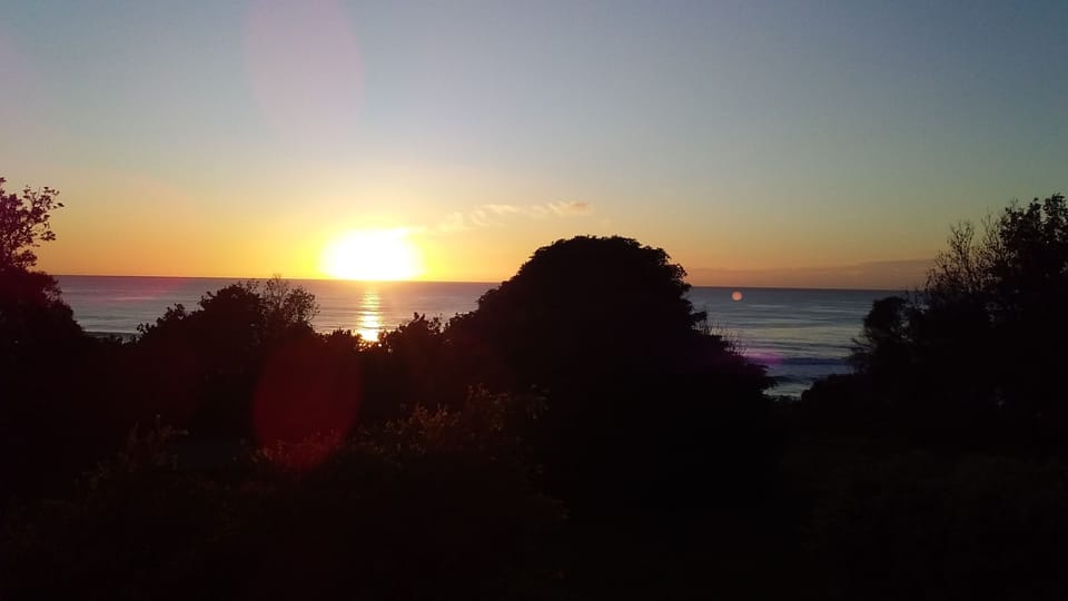 Top deck facing east for amazing sunrises