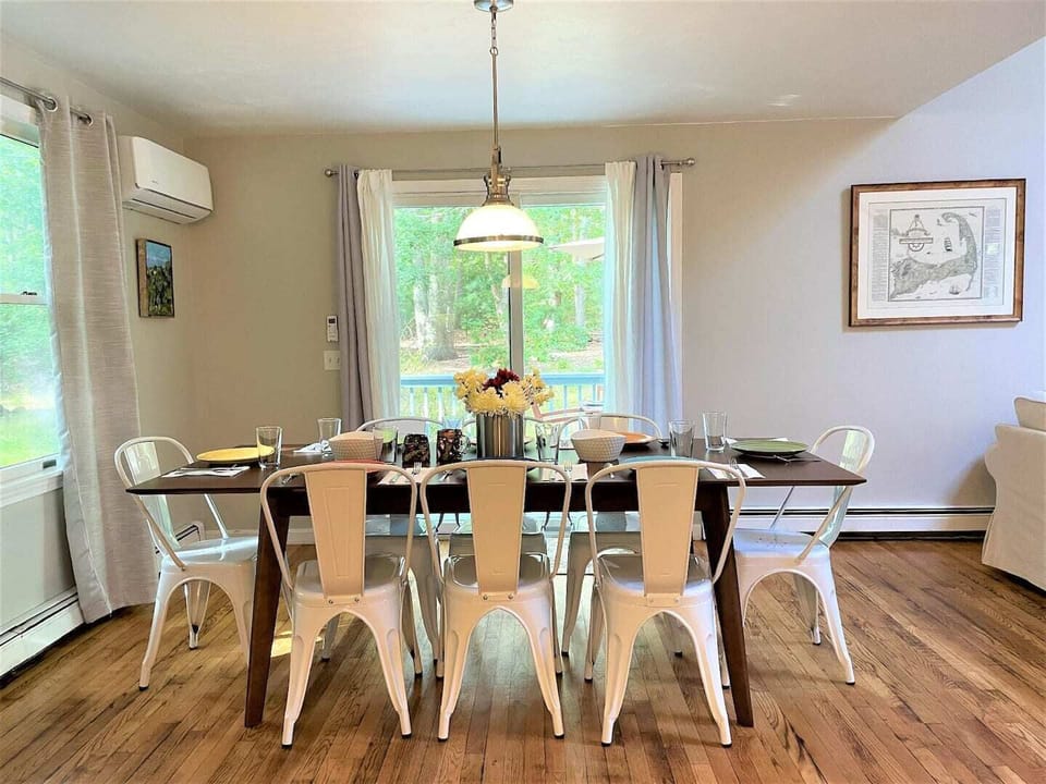 Spacious dining room