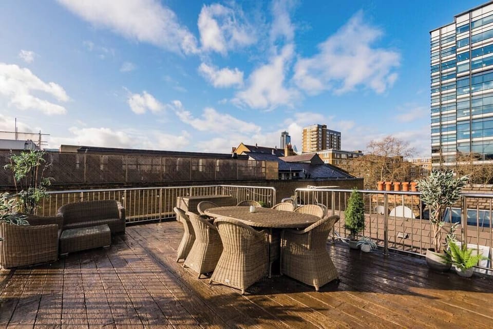 Roof terrace
