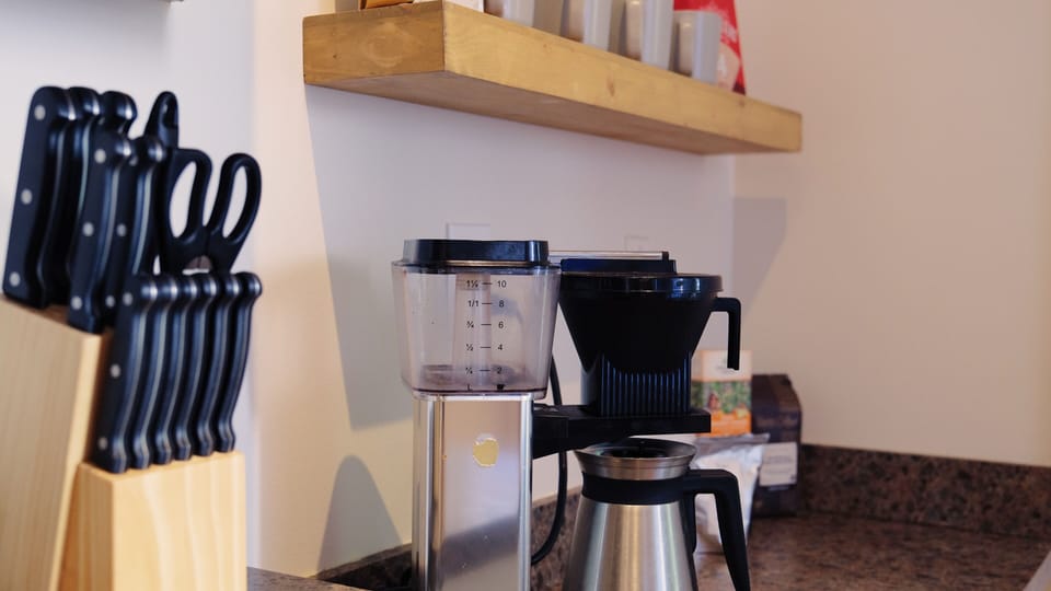 Coffee and Tea station with Moccamaster Coffee maker
