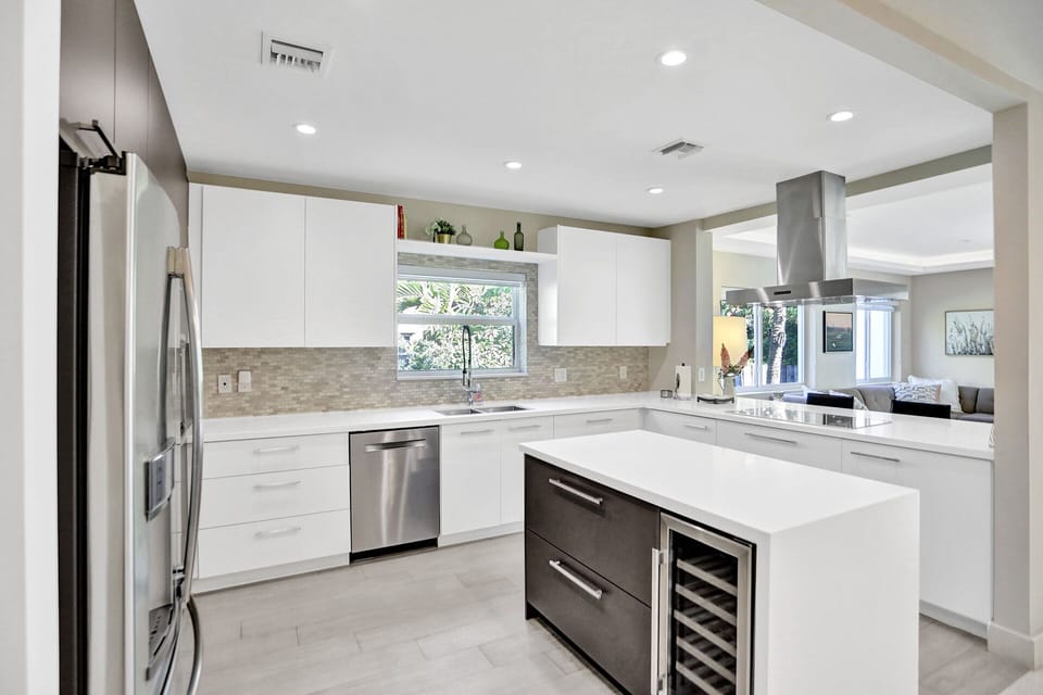 Kitchen, open-concept