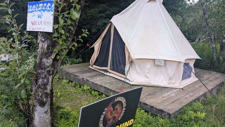 SECONDARY TENT HAS 2 SINGLE BEDS