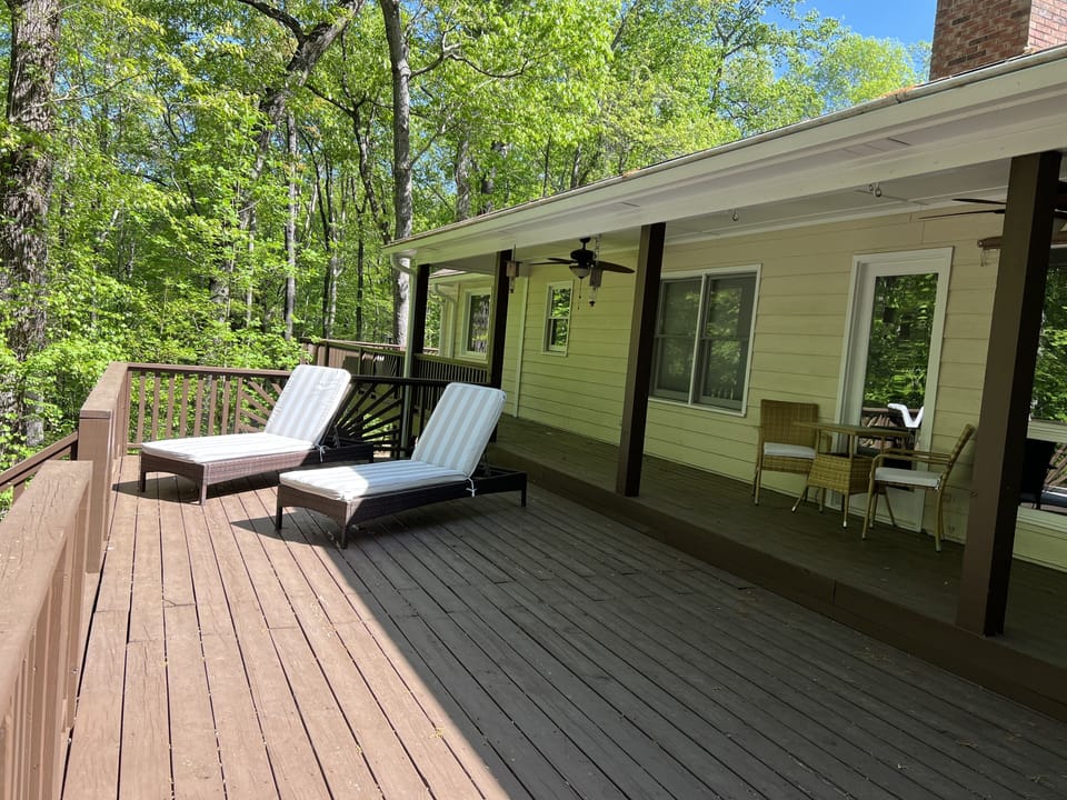 Sun deck 