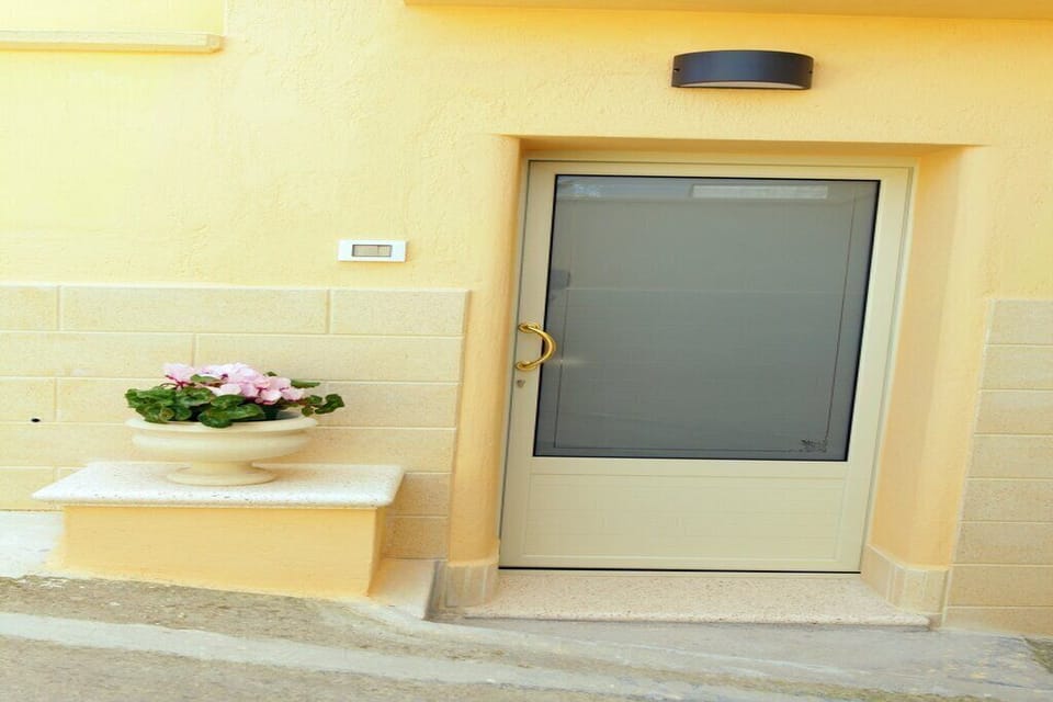 porta di ingresso di casa