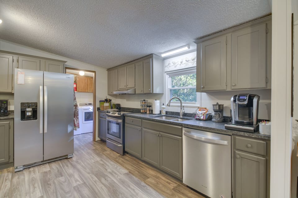 Fully Equipped Kitchen | Cooking Basics | Complimentary Spices