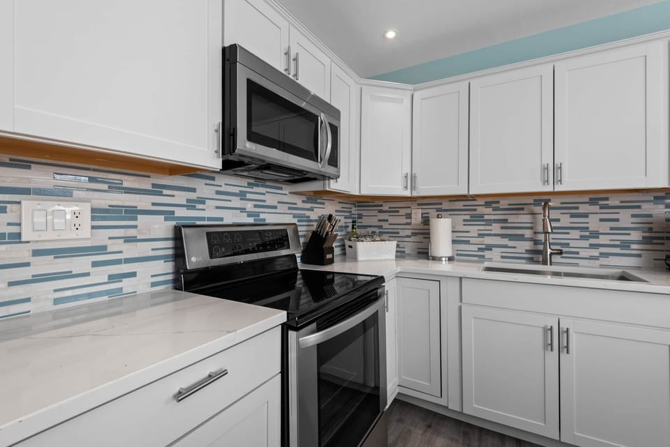 Kitchen (2)