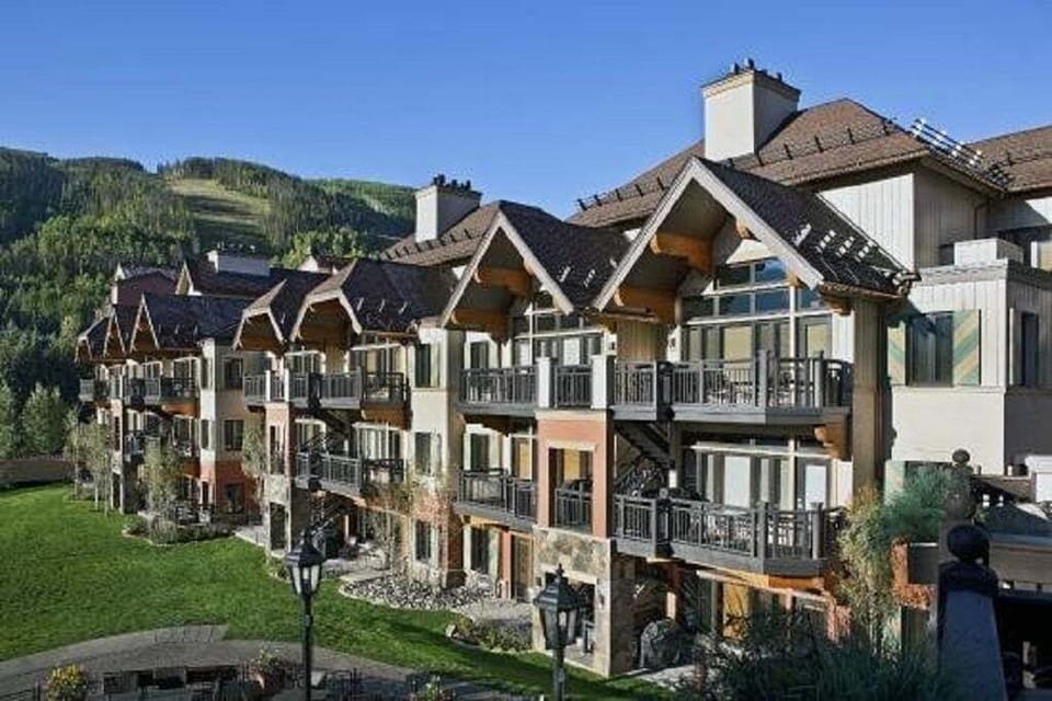 Lion Square Lodge at the Eagle Bahn Gondola - 4 Bedroom