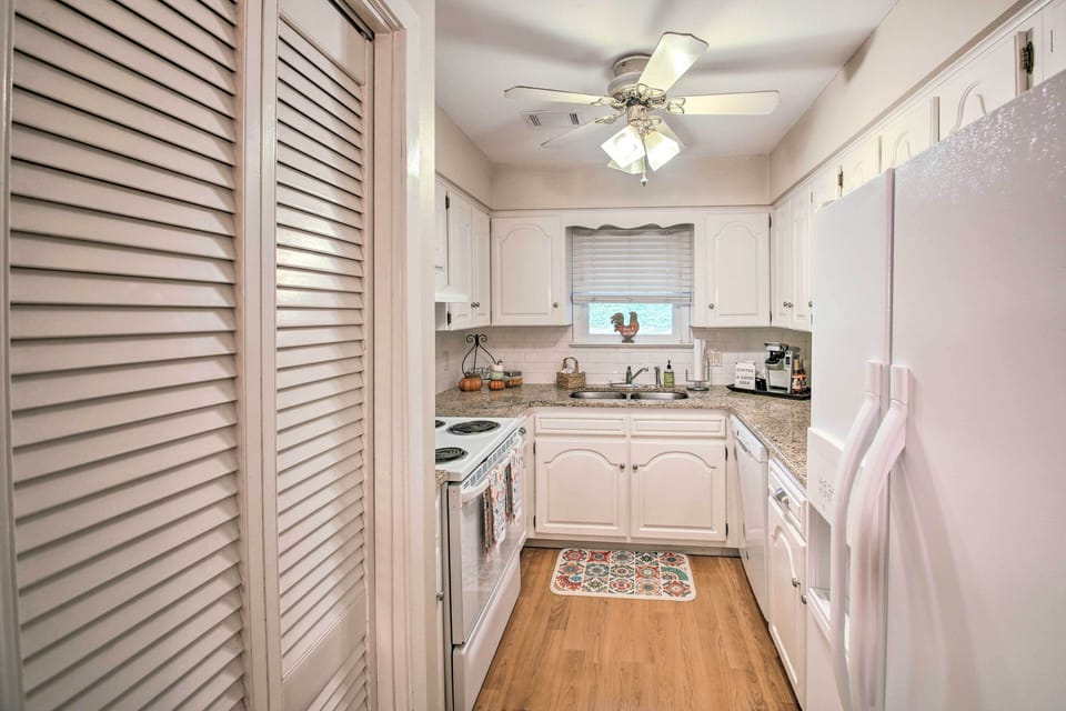 Kitchen | Fully Equipped