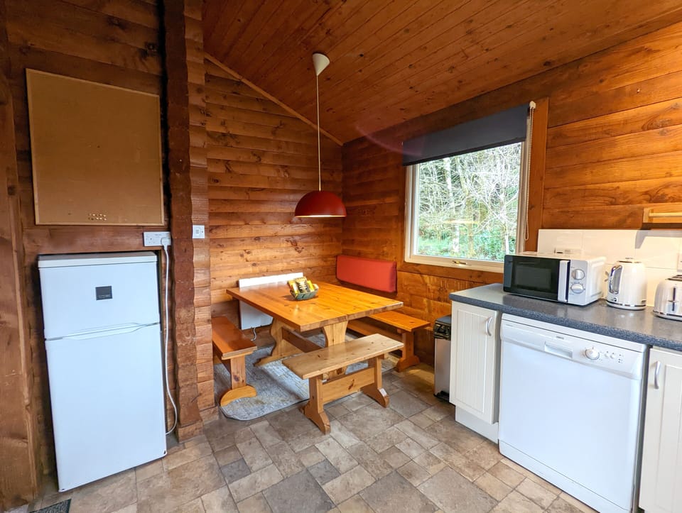 Dining alcove sitting six people