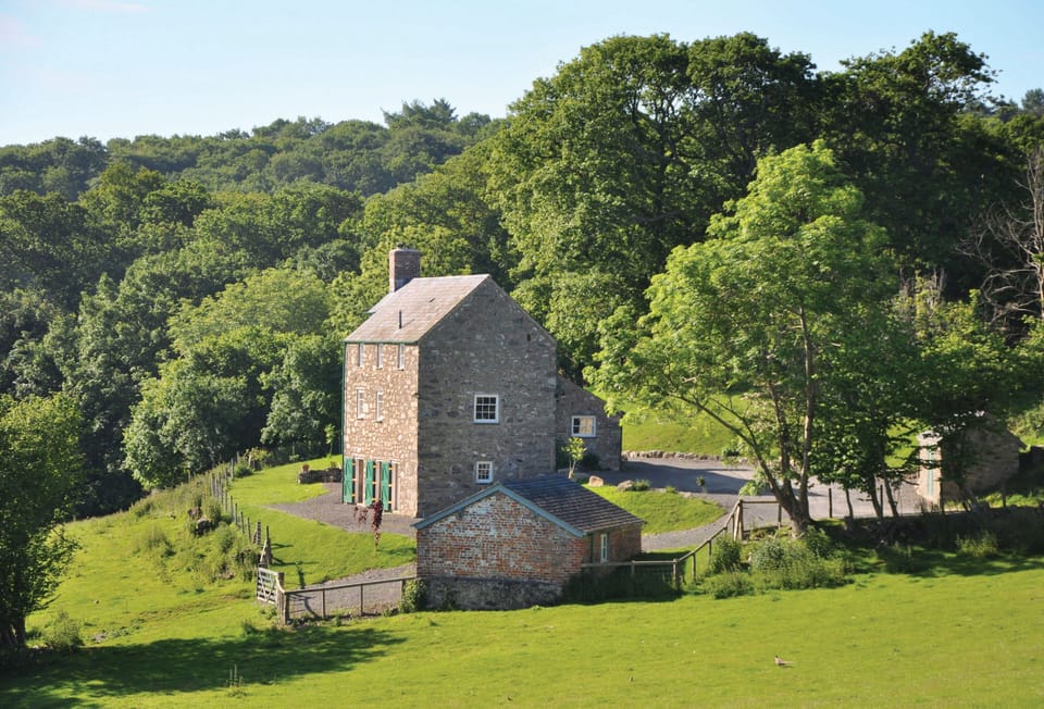 Lletty, situated high above the Eglwysbach Valley with fine views