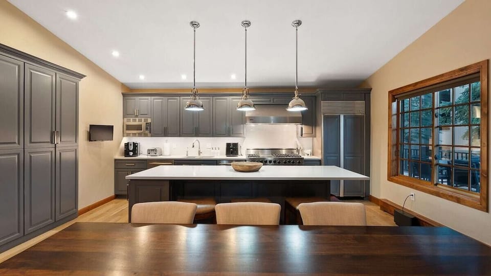 Gourmet Kitchen