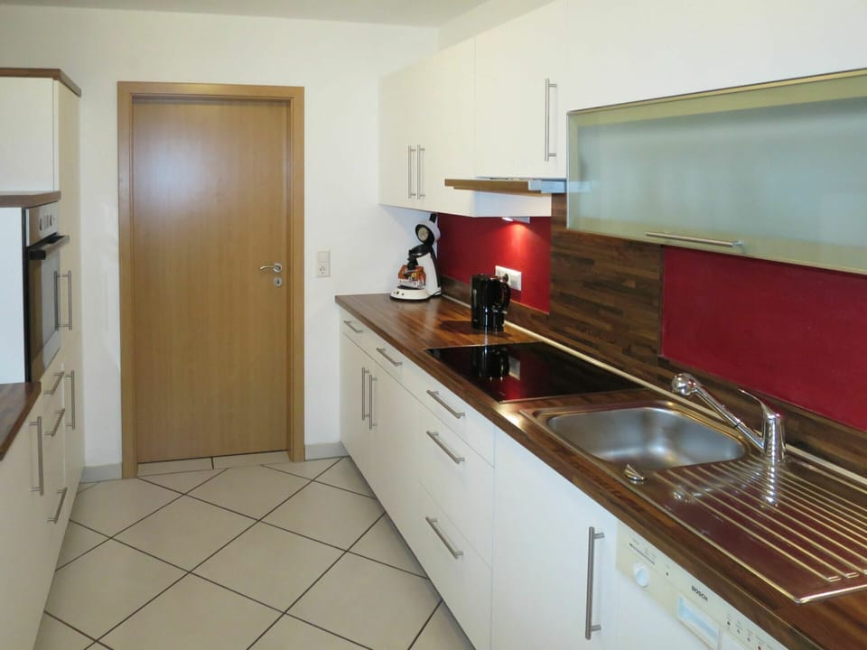 Kitchen Sink, Cabinetry, Sink, Tap, Countertop, Home Appliance, Wood, Kitchen Appliance, Kitchen, Plumbing Fixture