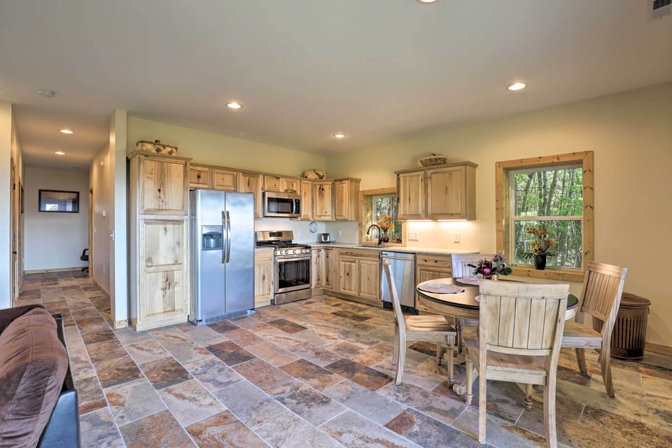 Kitchen | Drip Coffee Maker | Trash Bags & Paper Towels