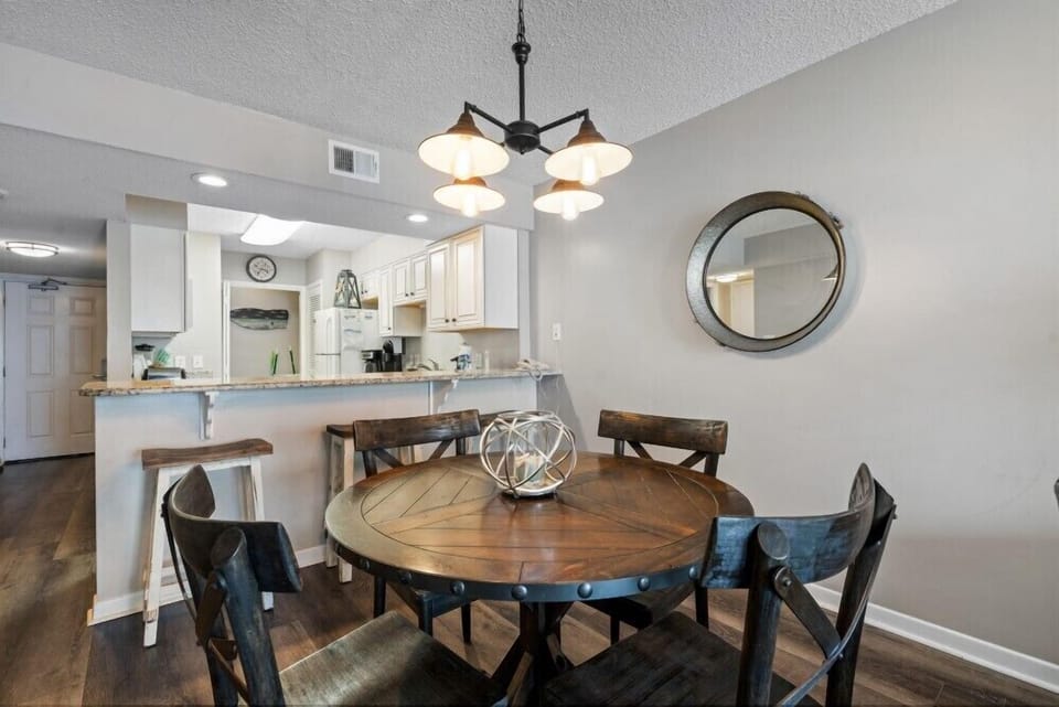 7 BD1083 DR