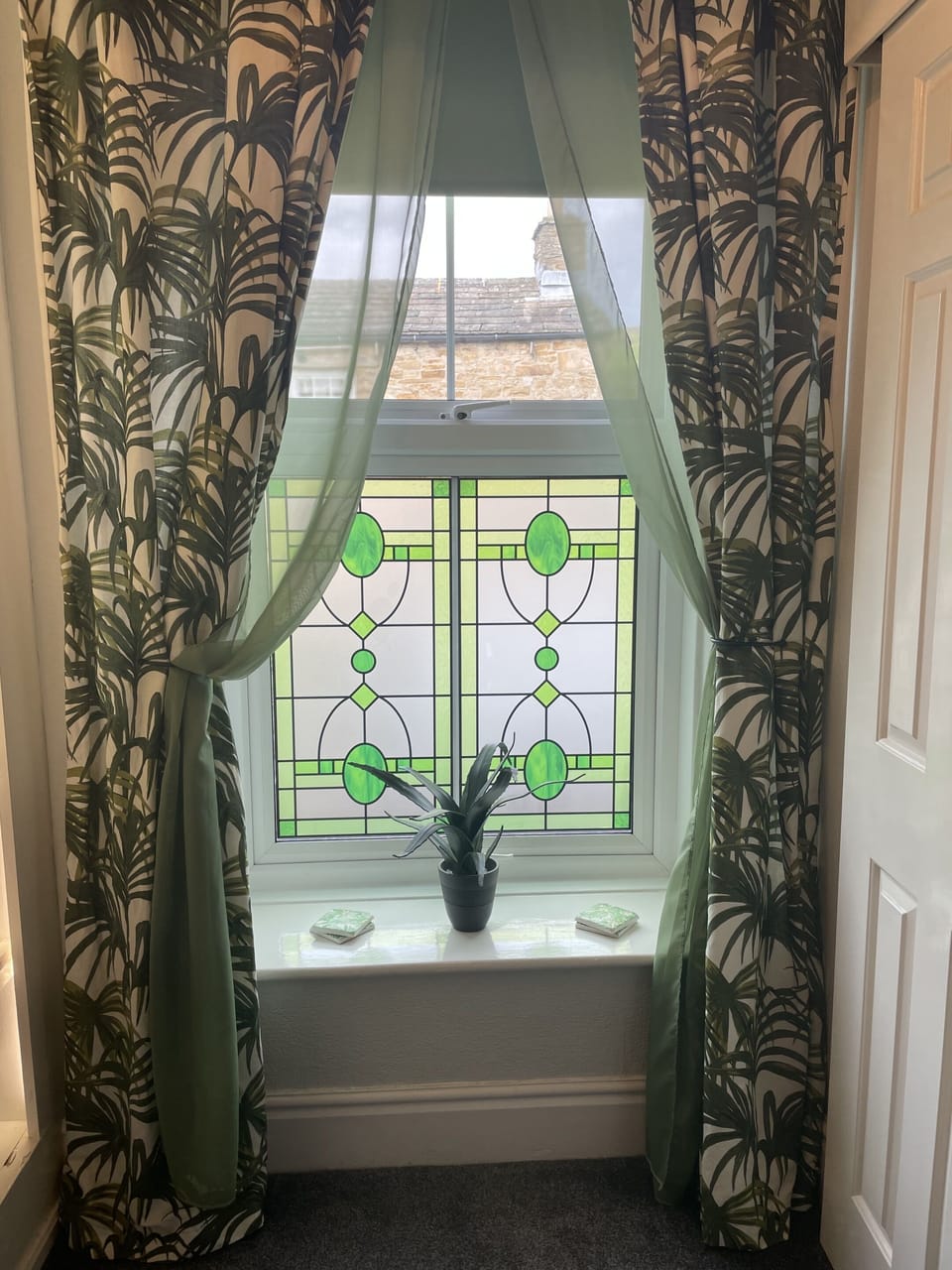 window decoration 