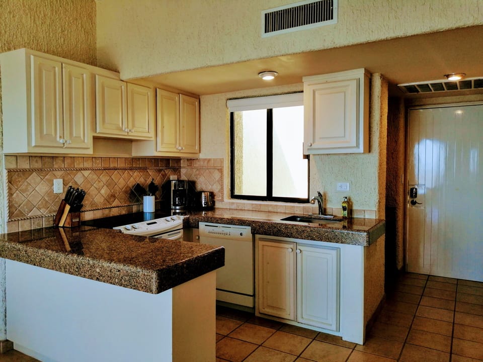 Plenty of counter space 