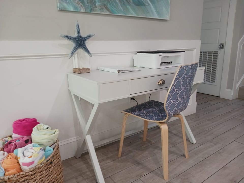 Work desk with wireless printer