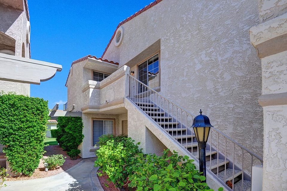 K0472 -  - FRONT OF UNIT