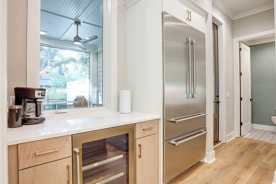 Kitchen with coffee bar