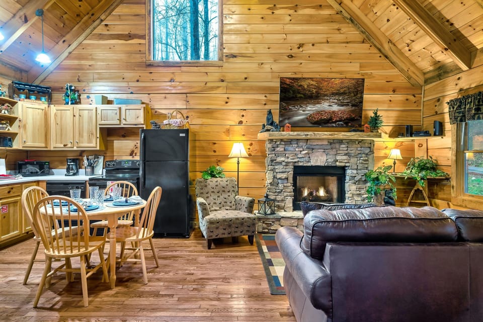Fully equipped kitchen and living area